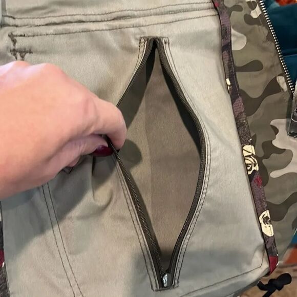 5.11 Tactical Surplus camo jacket, S! - Picture 12 of 14